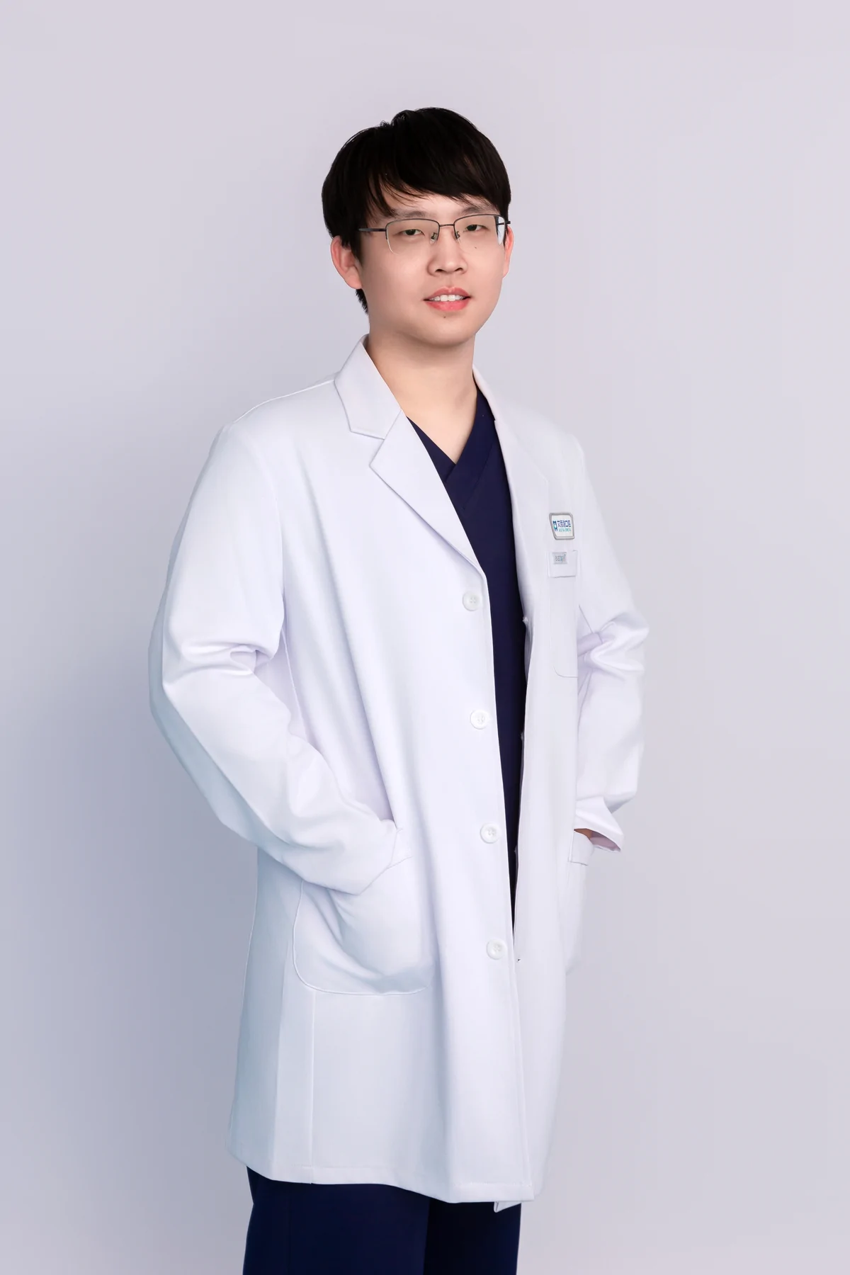 高正主治医师形象照